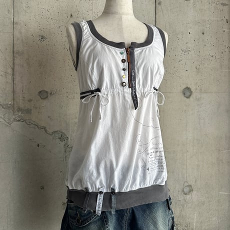 half zip up design sleeveless tops