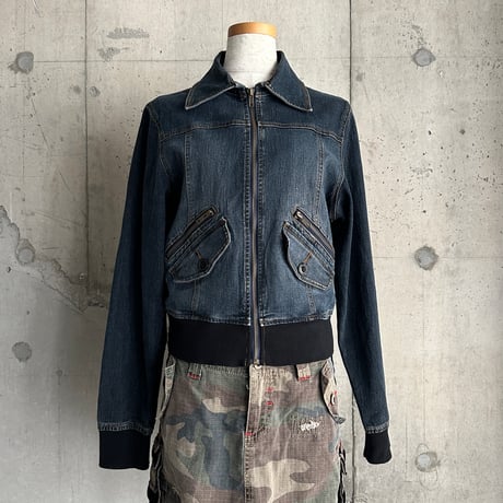zip up denim jacket