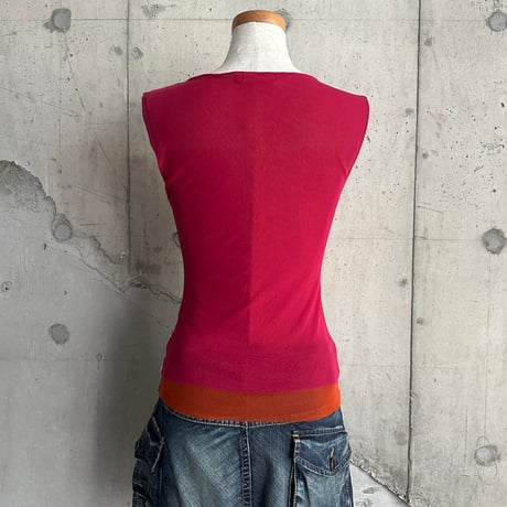 layered design sleeveless tops