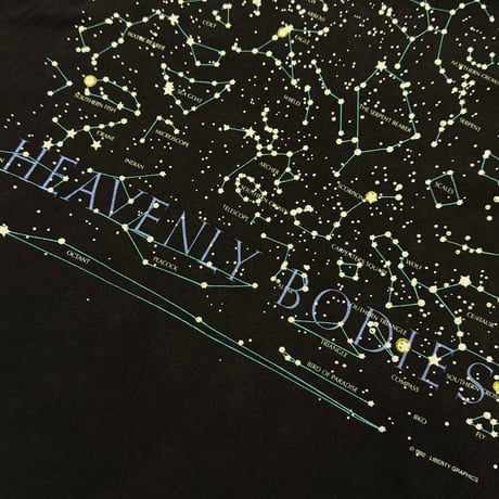 90s "HEAVENLY BODIES" print t-shirt