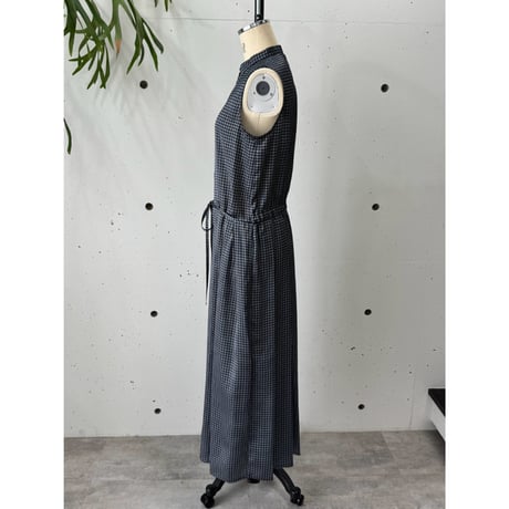 05 | SLEEVELESS SHIRT DRESS paragrid