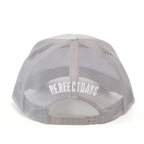 CHILLIN' Logo 5panel Mesh Cap (Grey) | チリン ロゴ ファイブパネル メッシュ キャップ（グレー）