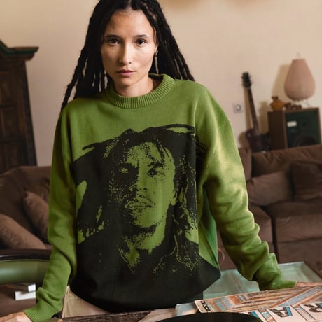 BOB MARLEY × POT MEETS POP NATTY DREAD KNITTED SWEATER (GRAY)｜ボブ・マーリー × ポットミーツポップ ニットセーター（グレー）