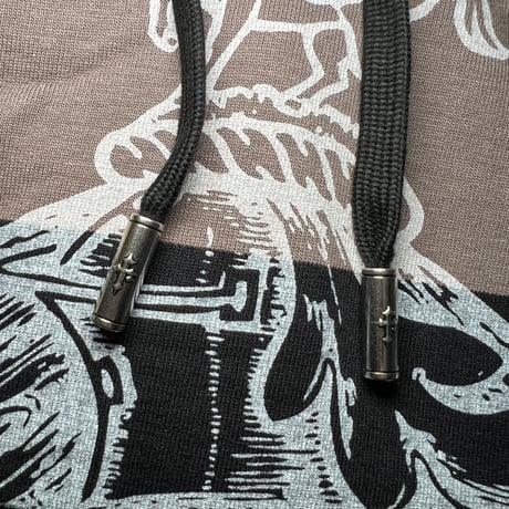 FIRST ROW FIRST ROW CLUB STUDDED CREST HOODIE (GRAY) | ファースト ロウ ファースト ロウ クラブ スタデッド クレスト フーディー（グレー）