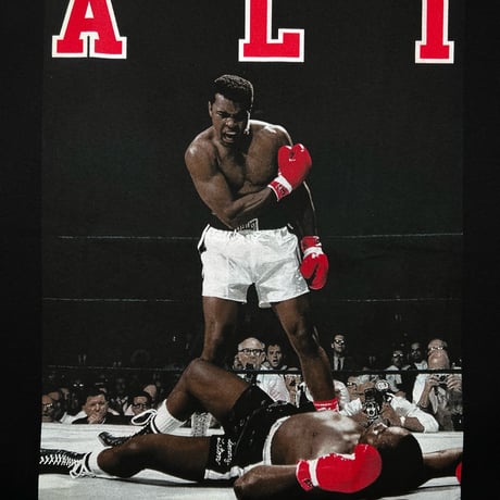 ALI Knock Out Tee (Black)｜アリ ノックアウト ティーシャツ（ブラック）