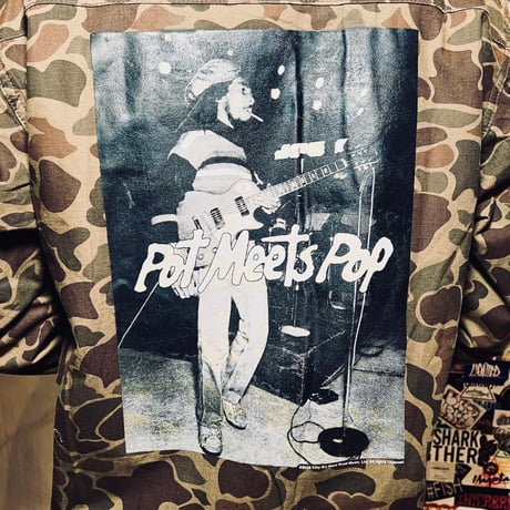 BOB MARLEY × POT MEETS POP ARMY JACKET (DUCK HUNTER CAMO)｜ボブ・マーリー × ポットミーツポップ アーミージャケット (ダックハンターカモ)