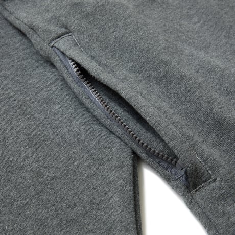 EVISEN HOLIDAY CREW SWEAT 26 (Charcoal) | エヴィセン ホリデー クルー スウェット 26（チャコール）
