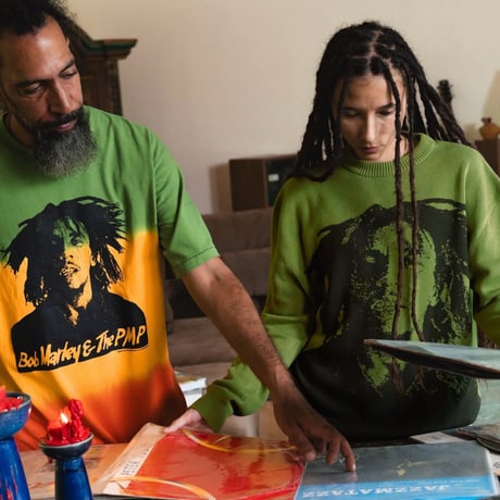 BOB MARLEY × POT MEETS POP NATTY DREAD KNITTED SWEATER (GRAY)｜ボブ・マーリー × ポットミーツポップ ニットセーター（グレー）