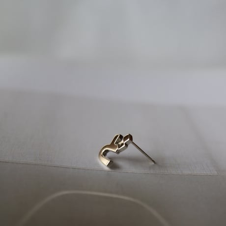 【Paw】#001 ひらがなピアス（オーダー品）