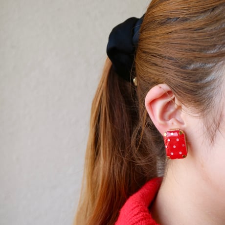 【nikori】　cubic dot　ピアス