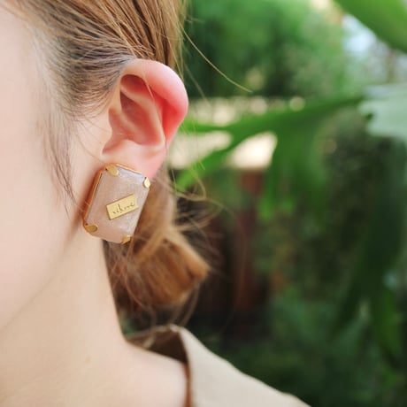 【nikori】　cubic botanical lame  イヤリング
