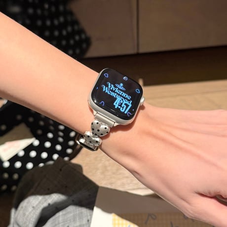 レザーとメタル AppleWatchバンド 水玉模様ハート アップルウォッチバンド Series11/10/9 8 7 6 5 4  3 2 SE3 SE2 Ultra3 かわいい[M6548]