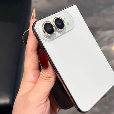 iPhone duo 専用 カメラレンズフイルム ラインストーン  強化ガラス キラキラ感 綺麗 傷防止 ガイドプレート/取り外しツール付き [M6890]