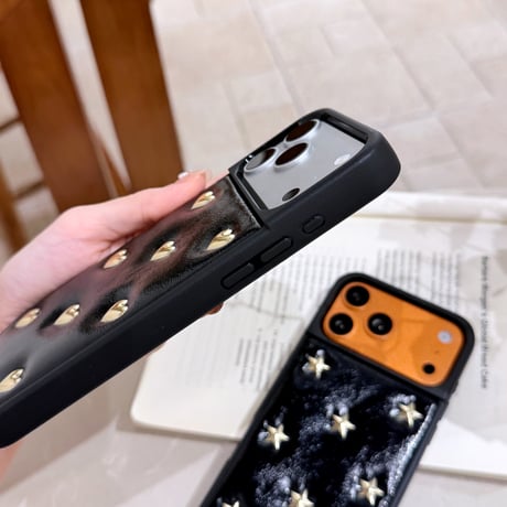 ハート＆スター レザー調 iPhone18Pro/18ProMaxケース 立体メタルモチーフ付き iPhone17Pro/16/15カバー 高級感溢れる [M6756]