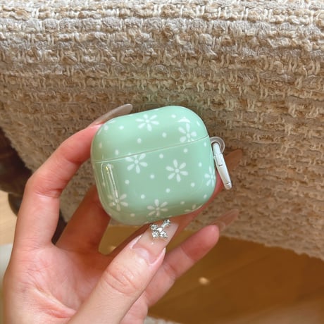 AirPods 5/4ケース 小花柄 ドット柄 AirpodsPro3/Pro2 薄グリーン チャーム/カラビナ付き 韓国風 パステルカラー フレンチフラワー[M6803]
