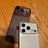 iPhone18Pro 18ProMax カメラ保護フィルム 2枚セットiPhone17ProMax iPhone17Pro キラキラ リボン モンスター ソフト 可愛い 使いやすい[M6732]