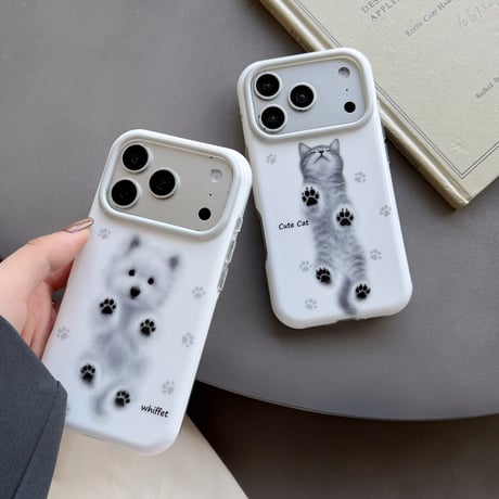 ねこ/わんこ 肉球デザイン iPhone18Pro/18ProMaxケース アニマル柄 iPhone17/16ProMax/15カバー ペアお揃い ギフトにおすすめ [M6881]