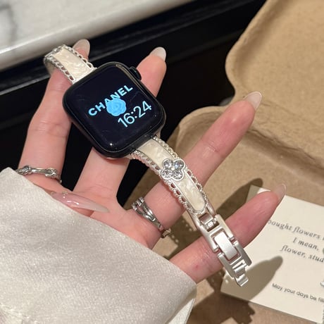 ダイヤ四つ葉のクローバー AppleWatchバンド 美しい AppleWatchベルト Series 11/10/9/8 SE3/2  Ultra3/2/1 輝き 高級感たっぷり[M6590]