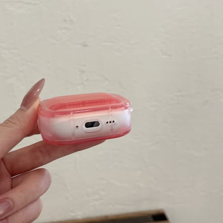 グラデーションピンク AirpodsPro3ケース ストラップ付 Airpods4/3カバー AirpodsPro第2/1世代 丈夫 艶感[M6612]