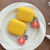 充電口カバー付 Airpods Pro3ケース トマトキーホルダー付 Airpods 4/3カバー  AirpodsPro2/1  イェロー  使いやすい [M6626]