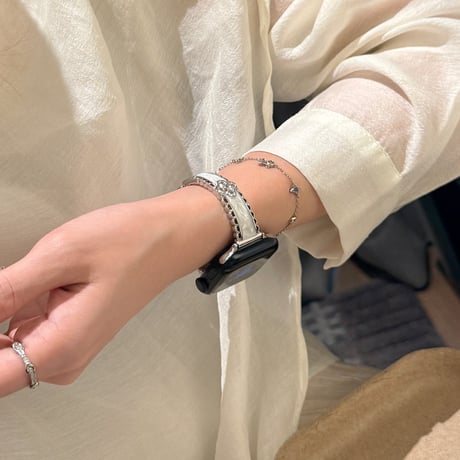 ダイヤ四つ葉のクローバー AppleWatchバンド 美しい AppleWatchベルト Series 11/10/9/8 SE3/2  Ultra3/2/1 輝き 高級感たっぷり[M6590]