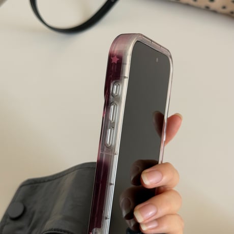 バーガンディハート柄 iPhone18Pro/18ProMaxケース キラキラ感 iPhone17Pro/16/15ProMaxカバー オーガンジーストラップ[M6786]