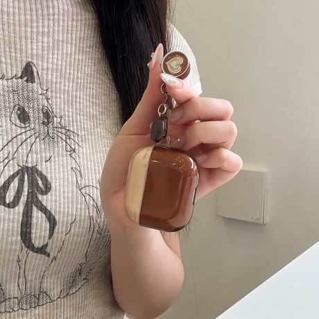 ブラウンクリア Airpods Pro3ケース カフェカップチャーム Airpods4/3カバー pro2/pro1 艶感 カラビナ[M6736]