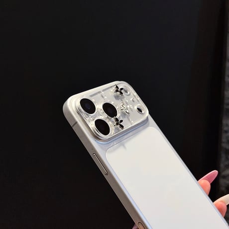 キラキラビジュー花 iPhone18Pro/18ProMax 大人可愛い カメラ保護カバー iPhone17ProMax/17Pro  傷防止 華やか[M6795]
