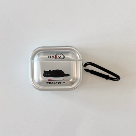 Airpods 5 対応ケース メタリックシルバー 黒猫 Airpodspro3/2/カバー Airpods4/3 カラビナ付き 指紋防止[M6804]