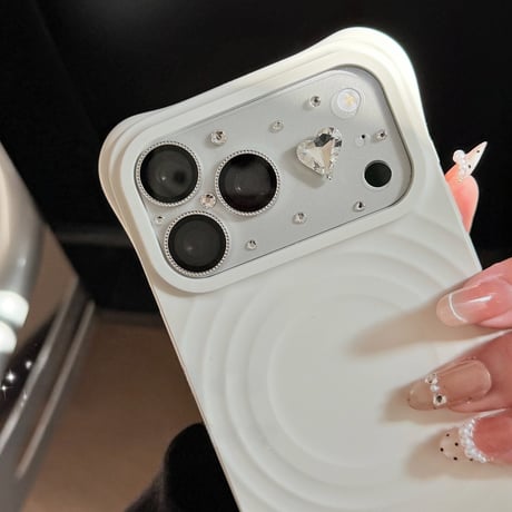 ハート型ダイヤ iPhone18Pro/18ProMax カメラ保護カバー 小粒のストーン iPhone17ProMax iPhone17Pro キラキラ 人気品[M6893]