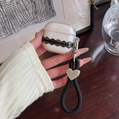 AirPods 5 ケース クリアドット×ブラックレース AirPodsPro3/Pro2 リボンストラップ＆カラビナ付き Airpods4/3カバー エレガント [M6769]]