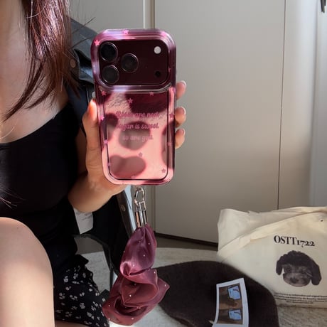 バーガンディハート柄 iPhone18Pro/18ProMaxケース キラキラ感 iPhone17Pro/16/15ProMaxカバー オーガンジーストラップ[M6786]