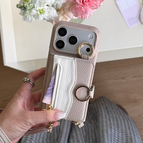 【小銭・カード収納】ミラー付 iPhone18Pro/17/16Proケース キルティング ショルダースマホケース リング付き 2WAY レザー調 肩掛け 斜めがけ [M6707]
