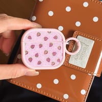 ストロベリー柄 AirpodsPro3ケース 甘めコーデ Airpods4/3カバー AirpodsPro第2/1世代 ピンク キラキラ感[M6591]