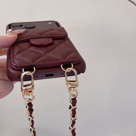 カード収納＆スタント機能 iPhone18Pro/18ProMaxケース レザー調 キルティング iPhone17/16Pro/15カバー  ショルダーストラップ付き[M6794]