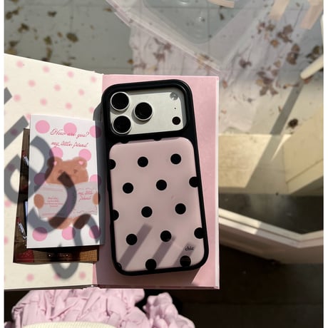 くまぬいぐるみグリップ付き iPhone18Pro/17ケース ドット柄 チェック柄 iPhone16Pro/15カバー ほっこり秋冬デザイン [M6862]