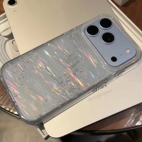 iPhone18Pro/17ケース セージ/ラベンダーに合う シェル風 キラキラ感 iPhone17Pro/16/15カバー 光る お洒落 グラデーションカラー [M6039]