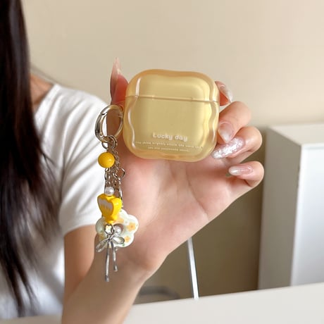 淡色系 AirpodsPro3ケース  花キーホルダー付 Airpods4/3カバー pro2/Pro1ケース 充電口カバー付 可愛い 指紋防止[M6655]