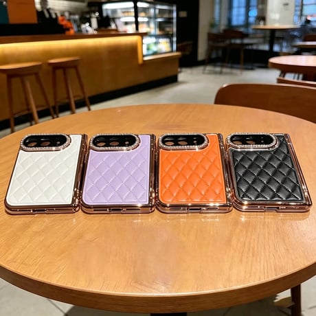 iPhone Duoケース ラグジュアリー キルティング レザー キラキララインストーンレンズ保護 強化ガラスフィルム一体型 全面保護[M6859]