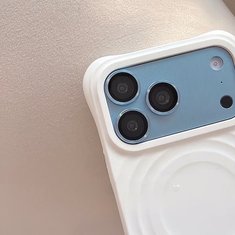 iPhone18Pro/18ProMax カメラレンズカバー レンズリング アルミ合金 独立型 カメラフィルム 高透過率 耐衝撃 傷防止 指紋防止 高級感[M6781]