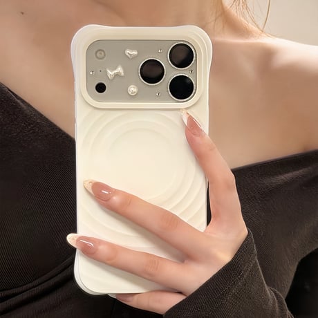 真珠リボンハートカメラカバー iPhone17Pro iPhone17ProMax レンズフィルム  エレガント キラキラ  おしゃれ  頑丈 きれい [M6688]