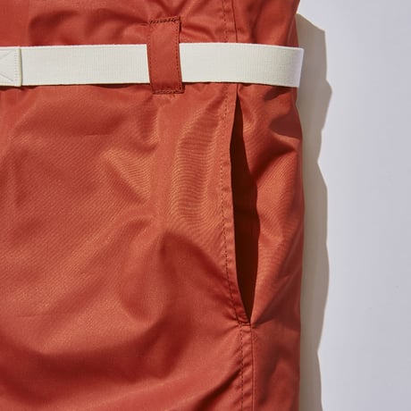 MOUNTAIN RESEARCH,Q Vest