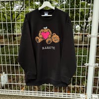 RARETE (ラルテ)  テディベア 首取れた ハート プリント ラインストーン トレーナー