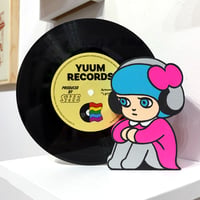 DJ SHE - LISTENING_yellow
