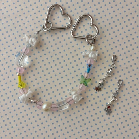 《1点もの》「 うさぎファミリー 」 MY STRAP