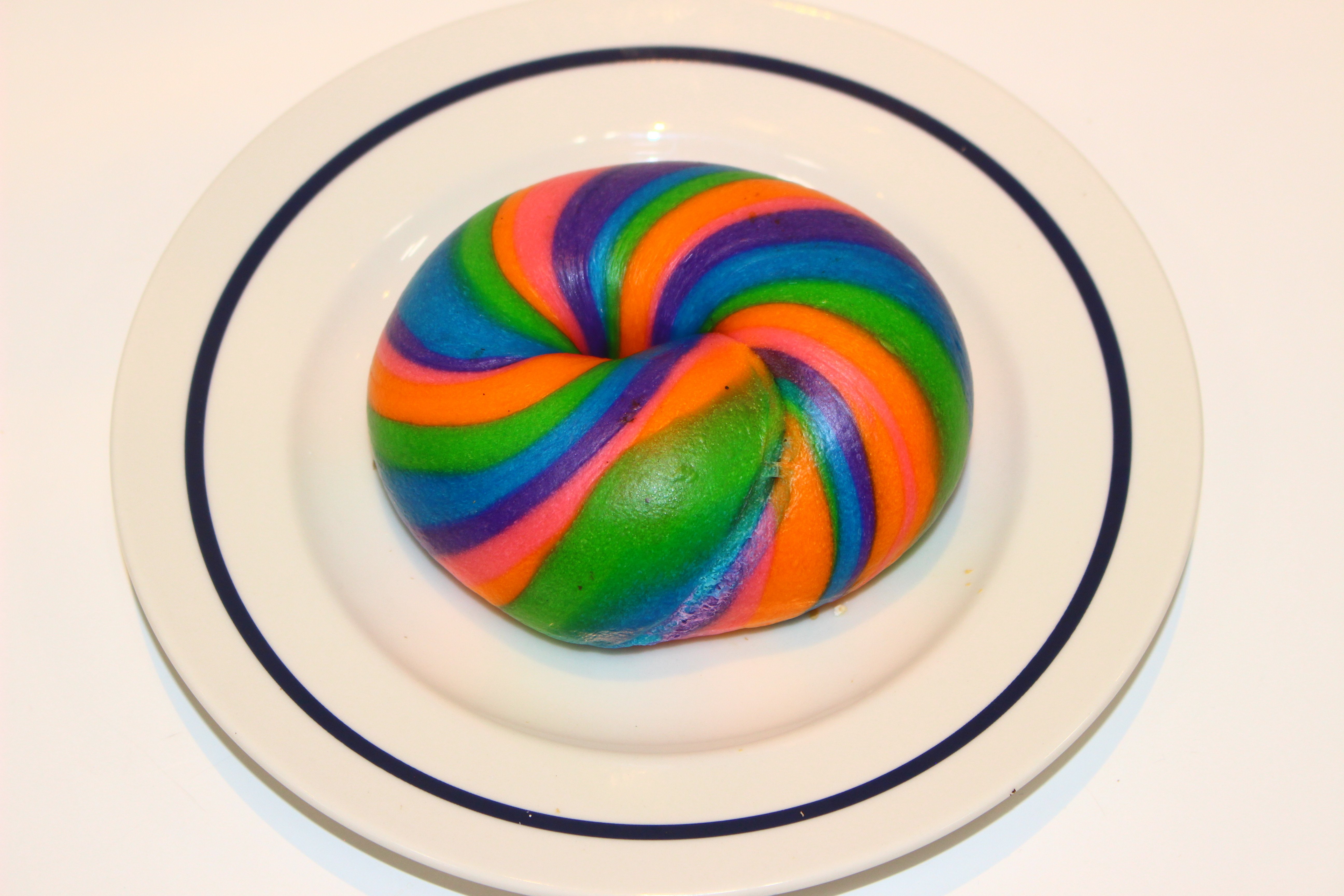 RAINBOW COLORED BAGEL レインボーカラーベーグル（10個セット）【冷凍
