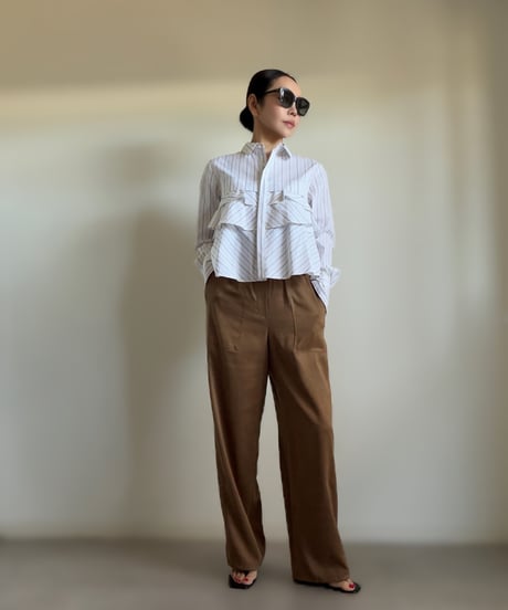 B63 / WHITE × BEIGE