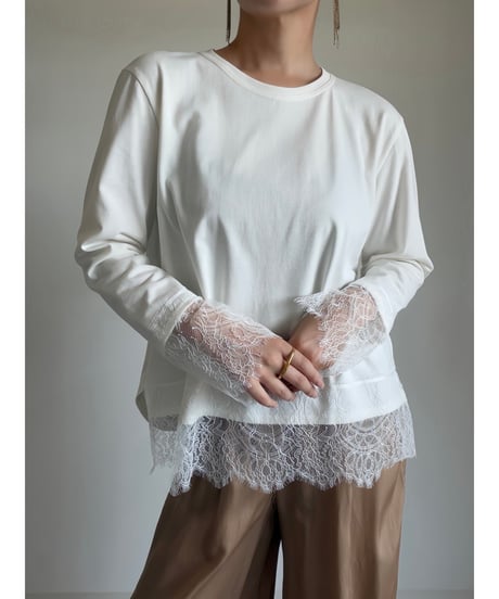 LT02 / white