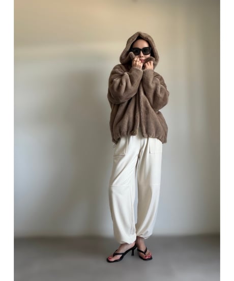 J64 / BROWN