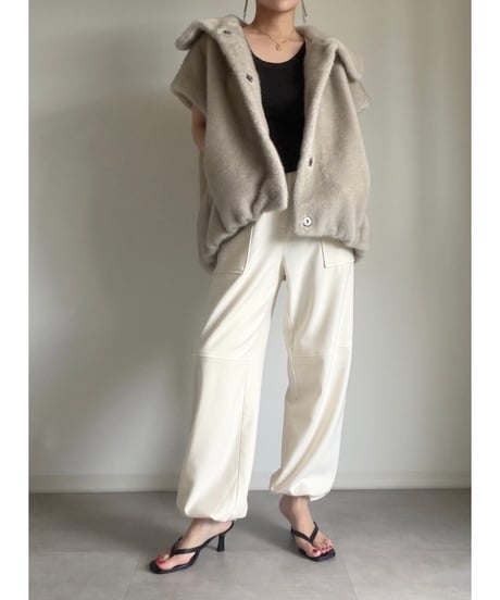 J63 / BEIGE